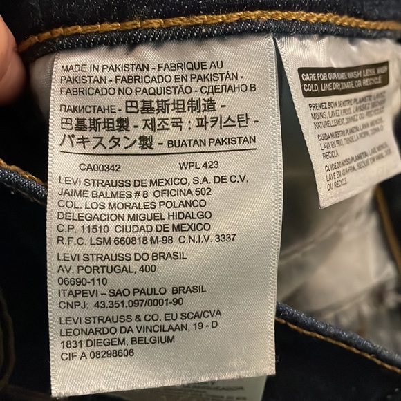 Levis | 720 Dark Blue High Rise Super Skinny Denim Jeans - Picture 9 of 10